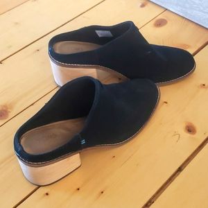 Toms clogs